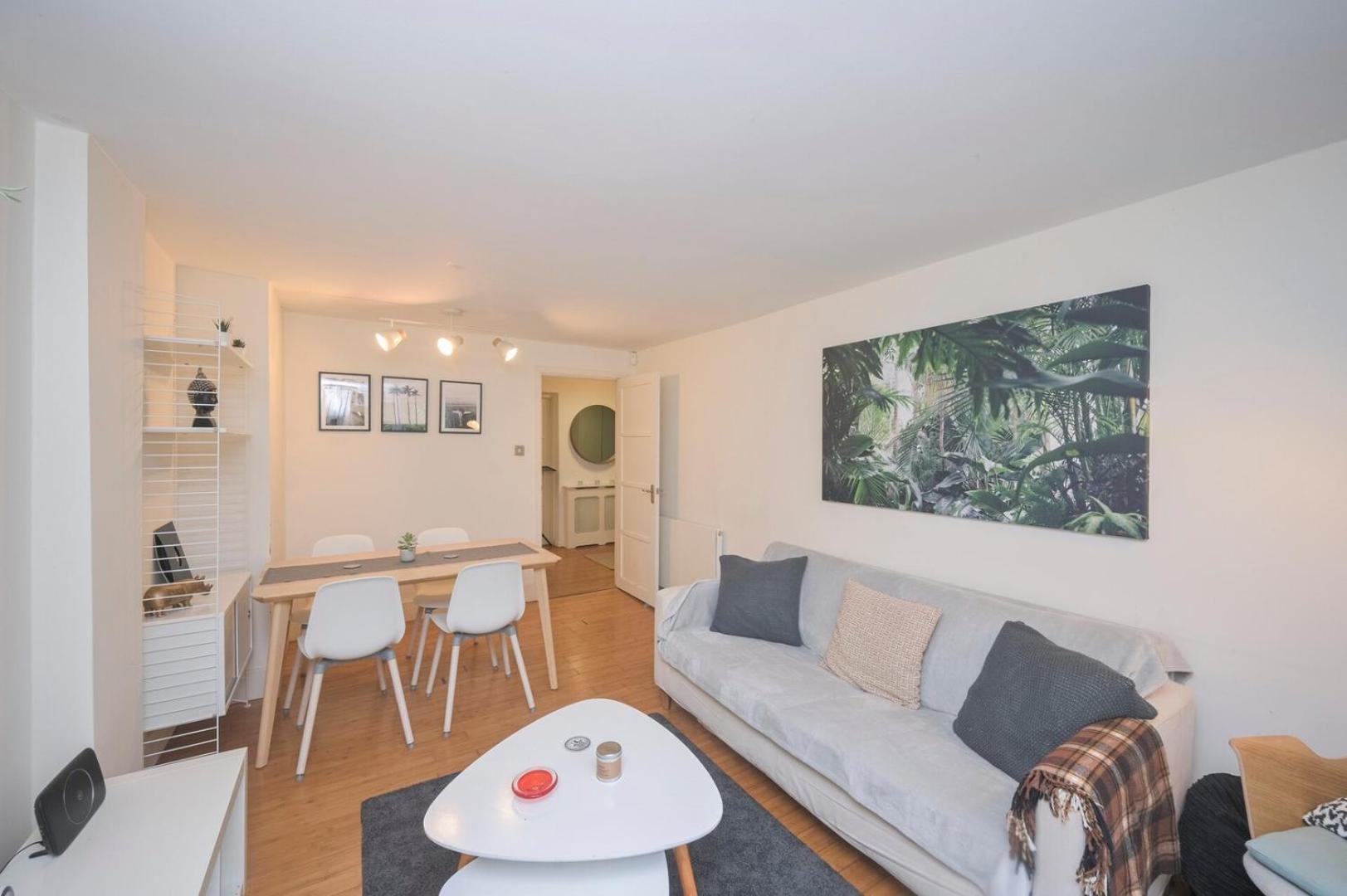 Modern 1bd Basement Flat Near Victoria Park