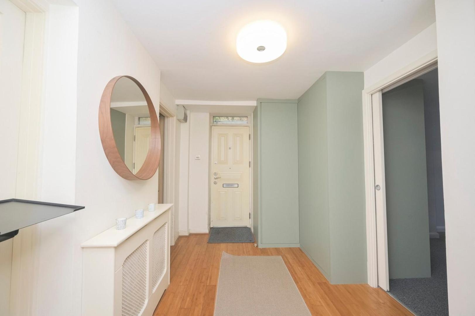 Apartment Modern 1bd Basement Flat Near Victoria Park London