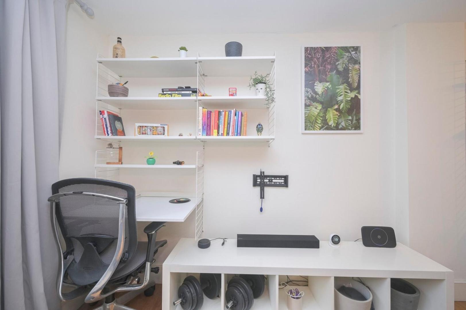 Modern 1bd Basement Flat Near Victoria Park London
