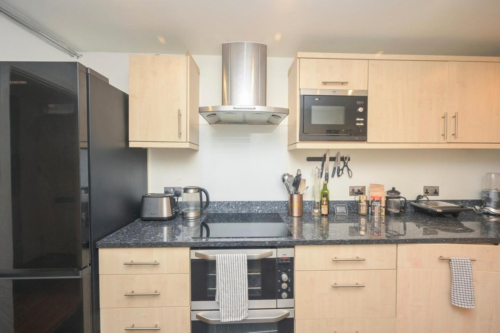Apartment Modern 1bd Basement Flat Near Victoria Park London