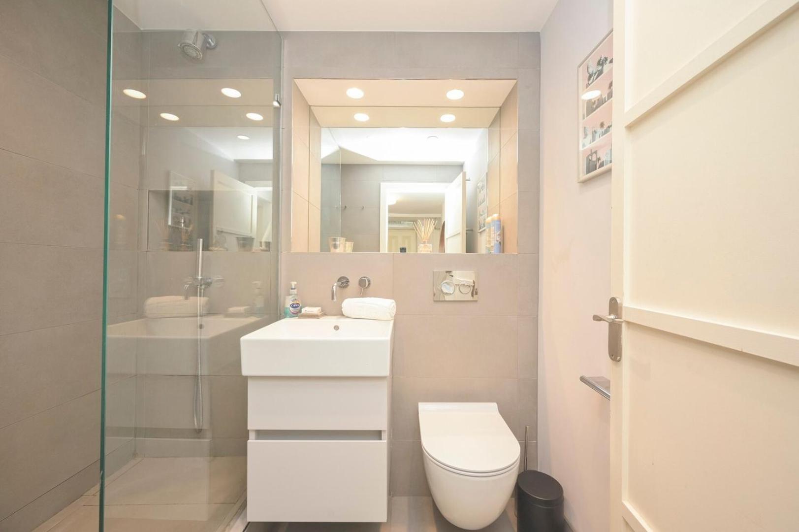 Modern 1bd Basement Flat Near Victoria Park *